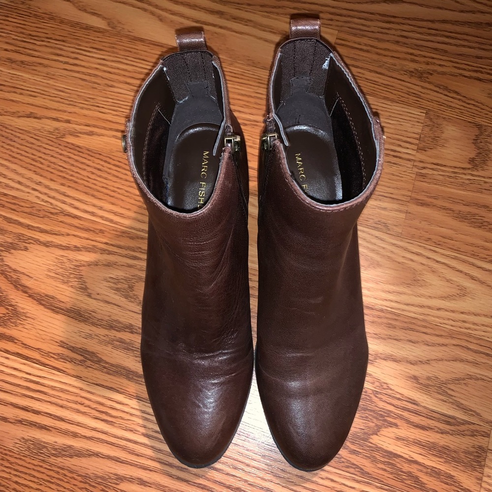 EUC {MARC FISHER} Samona Block Heel Ankle Boot - Picture 2 of 6